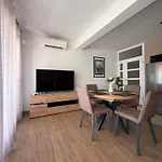 Lovor Apartment *