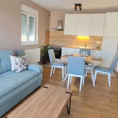 Lovor Apartment