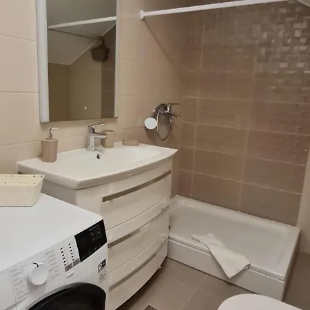Apartment Lovor Primosten