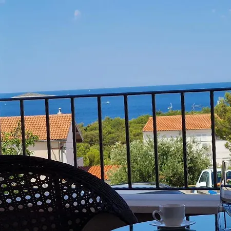 Apartment Lovor